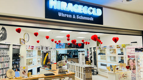 Unser Geschäft im Kaufland Aachen mit Schmuck und personalisierten Geschenken