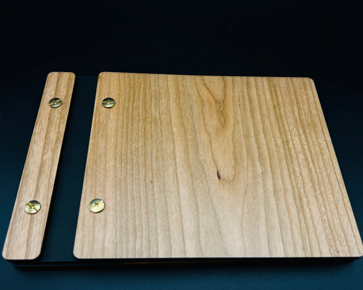 Holz-Gästebuch mit naturbelassenem Einband und Schraubbindung, ohne Gravur