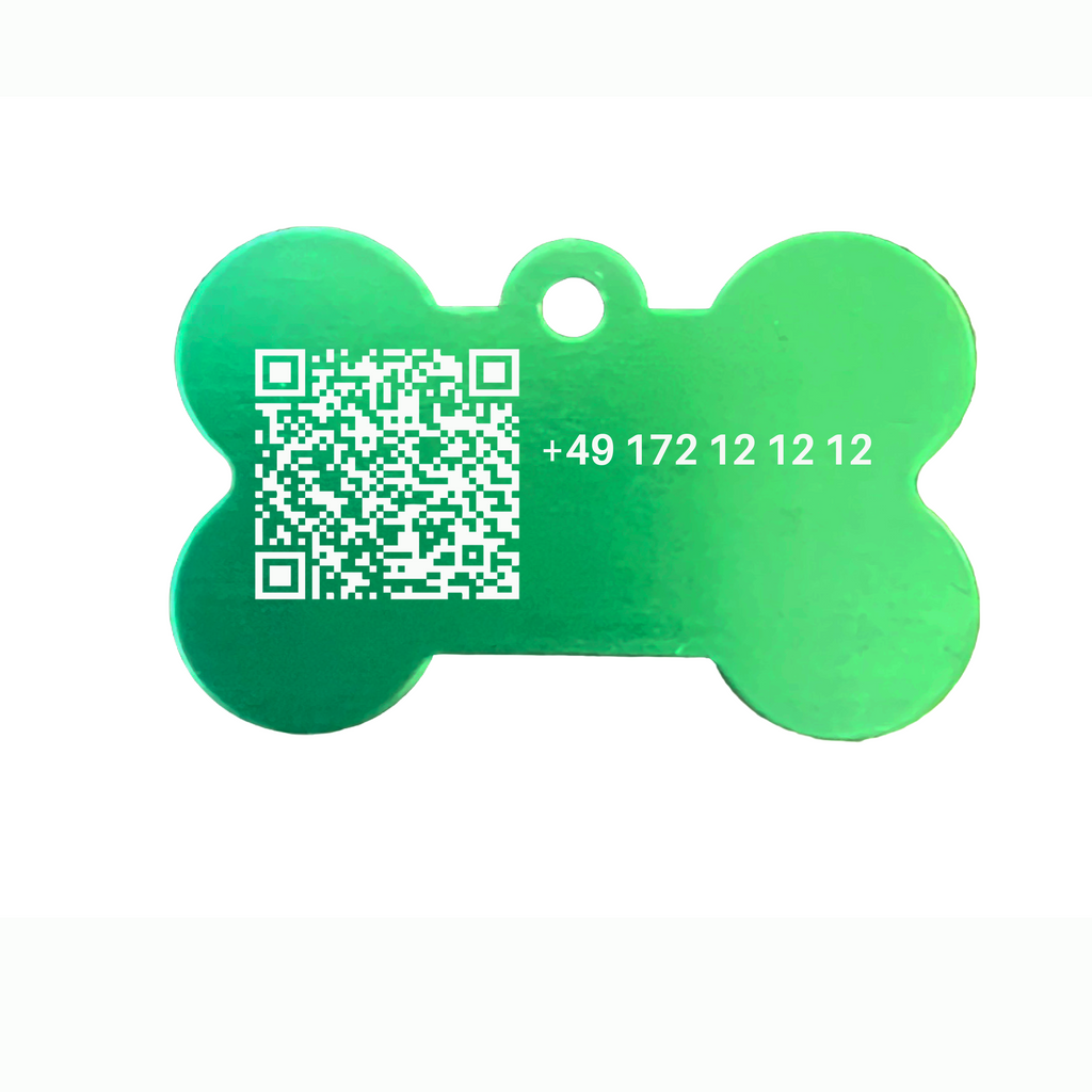 Grüne Hundemarke in Knochenform mit QR-Code und Beispiel-Telefonnummer